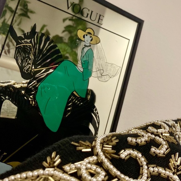 Vintage Liz Claiborne black Baroque beaded lambswool crewneck sweater size small - Picture 5 of 10